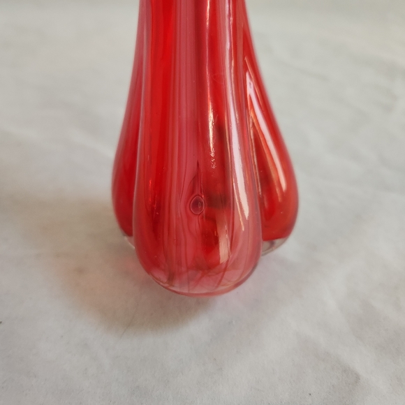 Vintage Swung Art Glass Red Vase w/ White Stripes - Picture 13 of 13